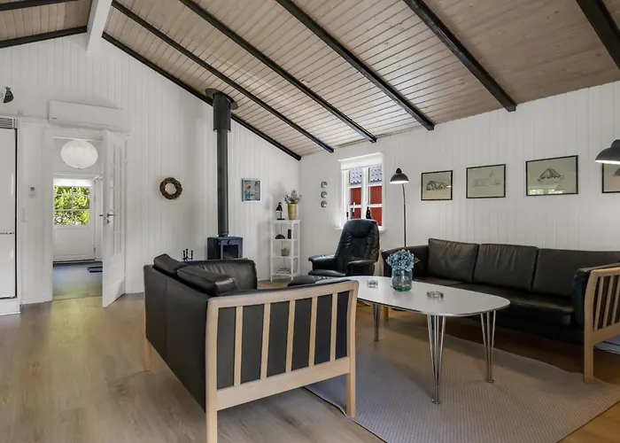 Andon - 2-7km From The Sea By Interhome *