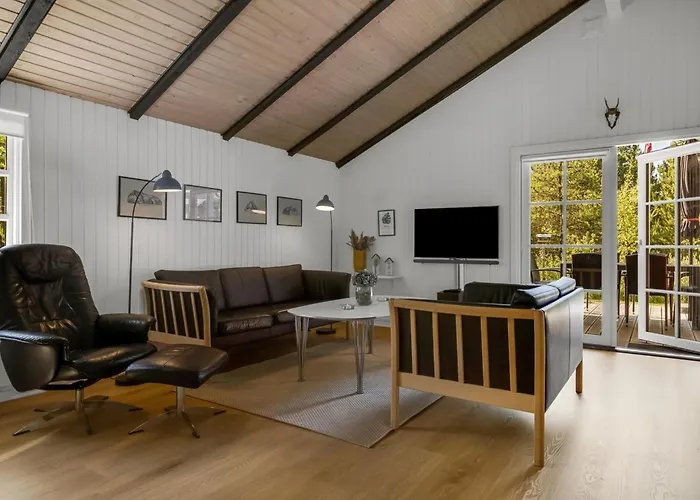 Andon - 2-7km From The Sea By Interhome