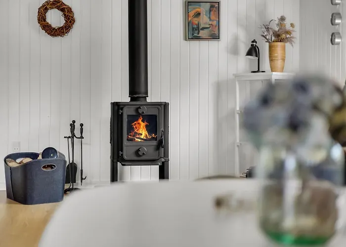 Andon - 2-7km From The Sea By Interhome